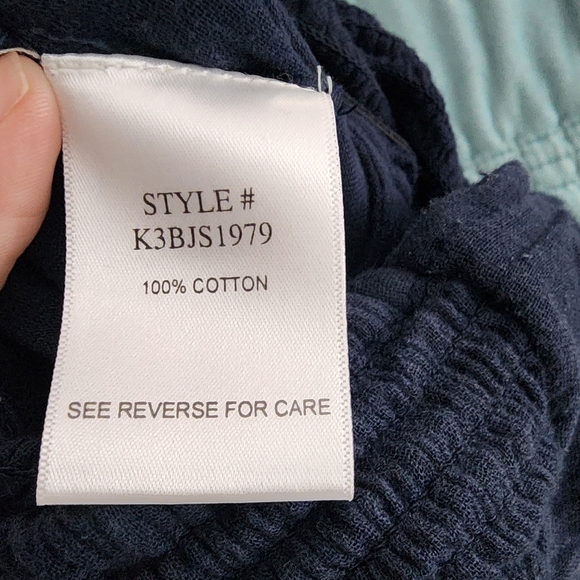 Bishop + Young Elvia Tie Front Jumpsuit in NAVY Size Medium NWOT - Picture 5 of 6